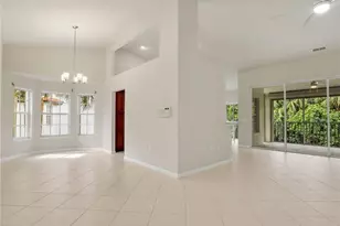 2185 Hawksridge Dr, Naples, FL 34105 - Photo 12