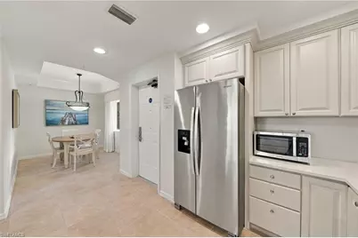 221 9th St S #219, Naples, FL 34102 - Photo 8