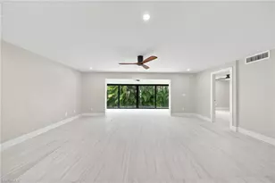 990 8th St S, Naples, FL 34102 - Photo 6