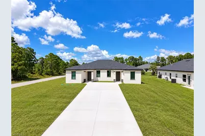 1103/1105 Dean St E, Lehigh Acres, FL 33974 - Photo 4