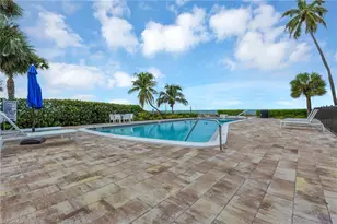 2121 Gulf Shore Blvd N, Naples, FL 34102 - Photo 20