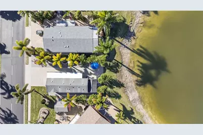 3131 Crystal Lake Dr, Naples, FL 34120 - Photo 28