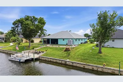 1711 SW 2nd Ter, Cape Coral, FL 33991 - Photo 36