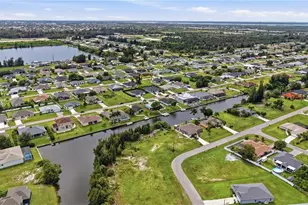 1711 SW 2nd Terrace, Cape Coral, FL 33991 - Photo 38