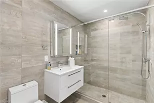 536 2nd St S, Naples, FL 34102 - Photo 10