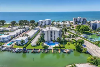 2150 Gulf Shore Blvd N #703, Naples, FL 34102 - Photo 30
