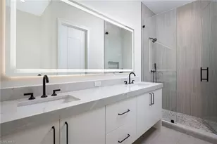 223 Bayview Ave, Naples, FL 34108 - Photo 20