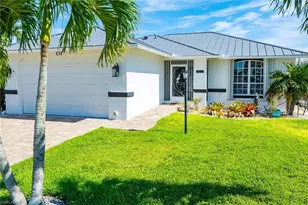 131 San Salvador St, Naples, FL 34113 - Photo 2