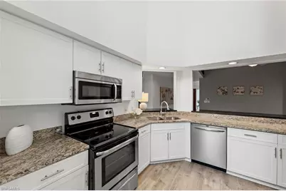 28417 Highgate Dr, Bonita Springs, FL 34135 - Photo 6