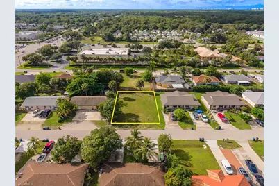 11440 Tangerine Dr, Bonita Springs, FL 34135 - Photo 4