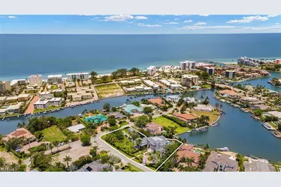 275 Spring Line Dr, Naples, FL 34102 - Photo 48
