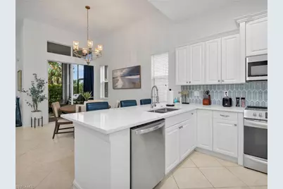 7840 Valencia Ct, Naples, FL 34113 - Photo 18