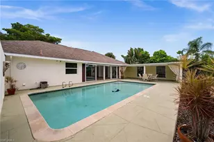 180 Pebble Beach Blvd, Naples, FL 34113 - Photo 24
