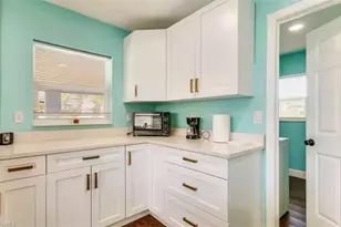 4630 New Haven Dr, Fort Myers, FL 33908 - Photo 10