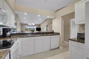 400 Fox Haven Dr, Naples, FL 34104 - Photo 2