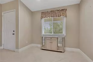 400 Fox Haven Dr, Naples, FL 34104 - Photo 10