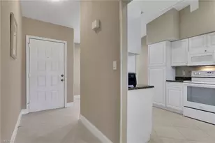 400 Fox Haven Dr, Naples, FL 34104 - Photo 6