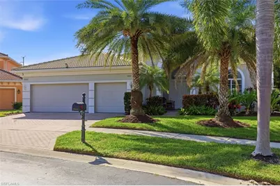 8910 Paseo De Valencia St, Fort Myers, FL 33908 - Photo 2