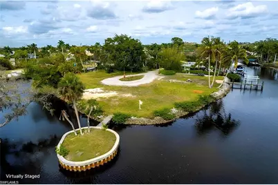 27211 Del Ln, Bonita Springs, FL 34135 - Photo 2