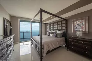 3000 Oasis Grand Blvd, Fort Myers, FL 33916 - Photo 6