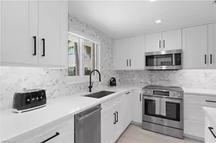 506 Broad Ave S, Naples, FL 34102 - Photo 6