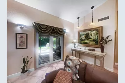 6046 Westbourgh Dr, Naples, FL 34112 - Photo 12