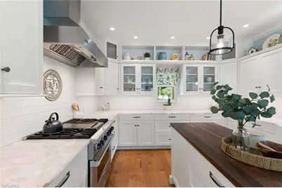 6460 Hidden Oaks Ln, Naples, FL 34119 - Photo 6