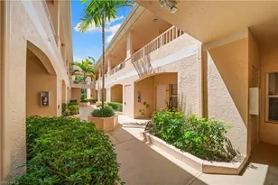 1044 Woodshire Ln, Naples, FL 34105 - Photo 2