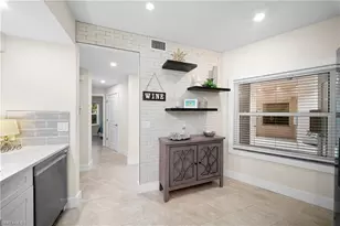 1044 Woodshire Ln, Naples, FL 34105 - Photo 12