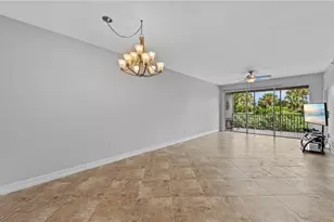 519 Roma Ct, Naples, FL 34110 - Photo 6