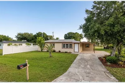 1609 Heiman Ave, Fort Myers, FL 33905 - Photo 1
