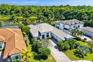 2227 Somerset Pl, Naples, FL 34120 - Photo 42
