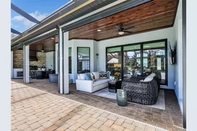 2227 Somerset Pl, Naples, FL 34120 - Photo 24