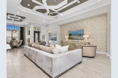 2227 Somerset Pl, Naples, FL 34120 - Photo 10