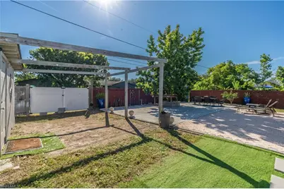 1990 48th St SW, Naples, FL 34116 - Photo 40