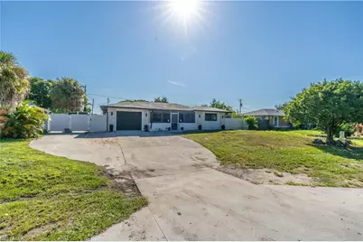 1990 48th St SW, Naples, FL 34116 - Photo 2