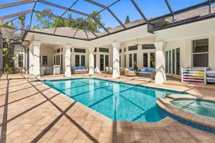 4810 Sycamore Dr, Naples, FL 34119 - Photo 32