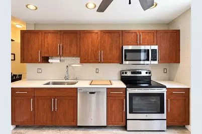 517 Windsor Sq #201, Naples, FL 34104 - Photo 8