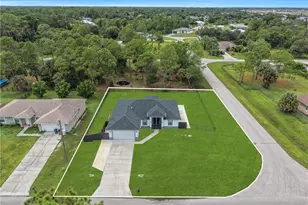 6131 Laurelwood Dr, Fort Myers, FL 33905 - Photo 2