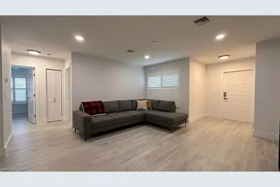 2237 River Reach Dr, Naples, FL 34104 - Photo 14