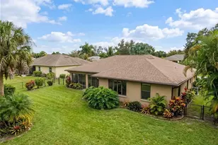 2237 River Reach Dr, Naples, FL 34104 - Photo 2