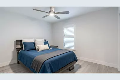 2237 River Reach Dr, Naples, FL 34104 - Photo 30