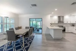 2237 River Reach Dr, Naples, FL 34104 - Photo 10