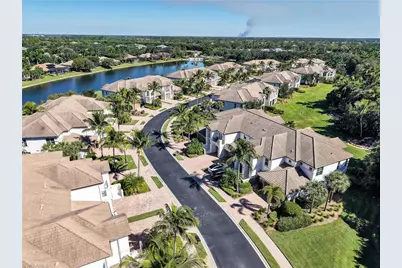 8060 Players Cove Dr #101, Naples, FL 34113 - Photo 4
