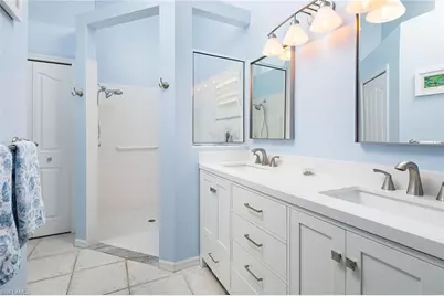 8069 San Vista Cir, Naples, FL 34109 - Photo 12