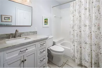 8069 San Vista Cir, Naples, FL 34109 - Photo 14