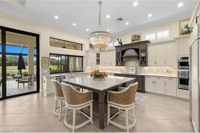 12388 Wisteria Dr, Naples, FL 34120 - Photo 16
