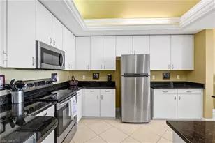 133 Vintage Bay Dr, Marco Island, FL 34145 - Photo 10
