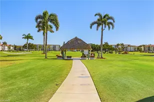 53 High Point Cir W, Naples, FL 34103 - Photo 20