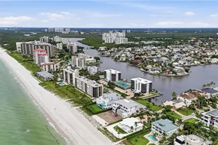 10482 Gulf Shore Dr, Naples, FL 34108 - Photo 36